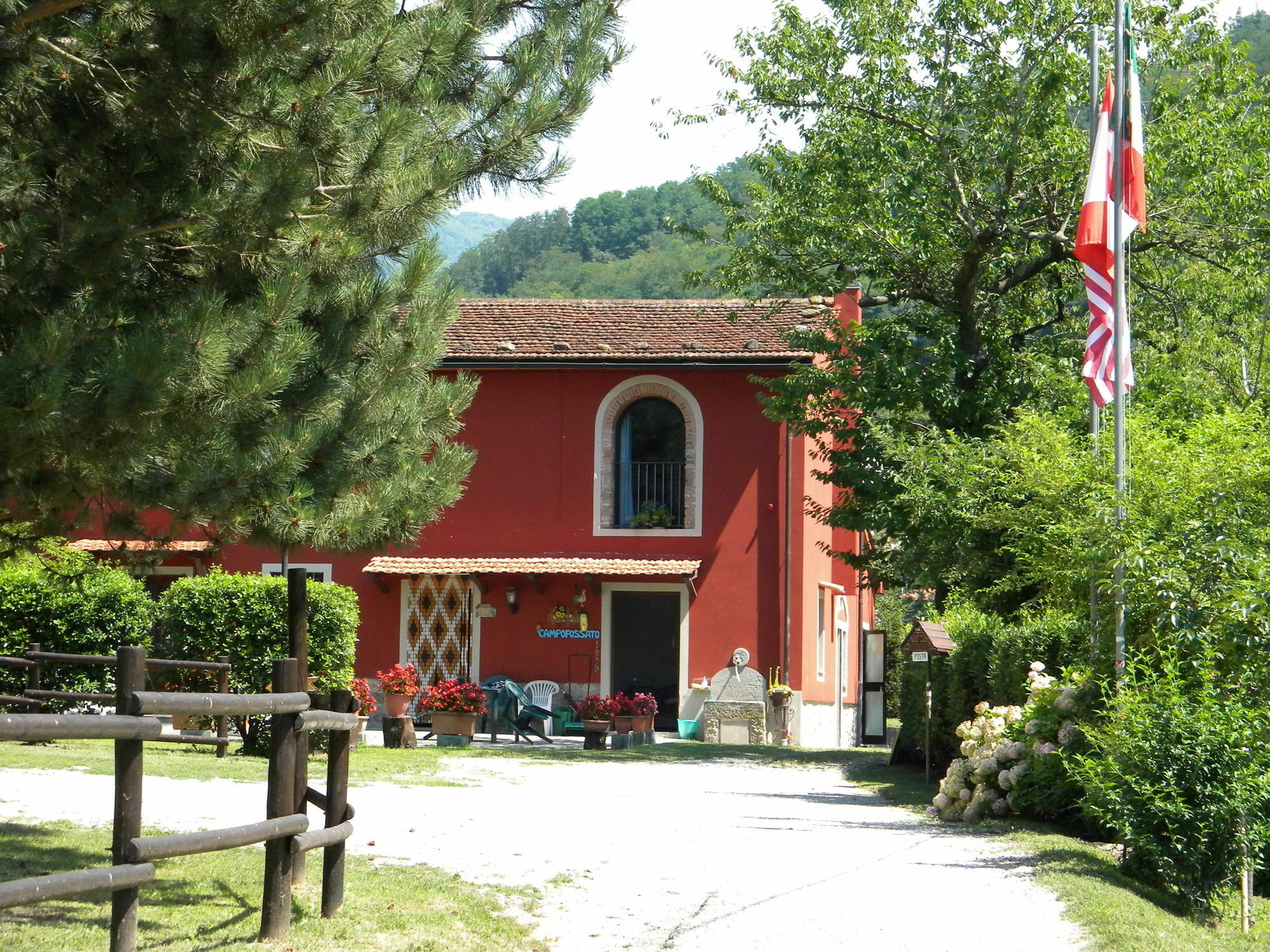 Podere Campofossato Farm stay *